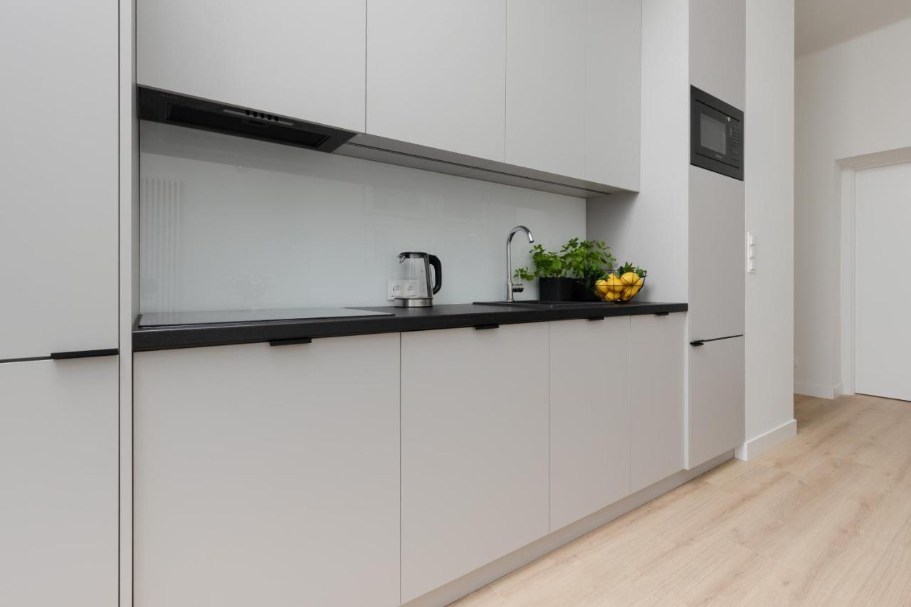 Spacious Apartment With Panoramic View Of Warsaw By Noclegi Renters Eksteriør billede