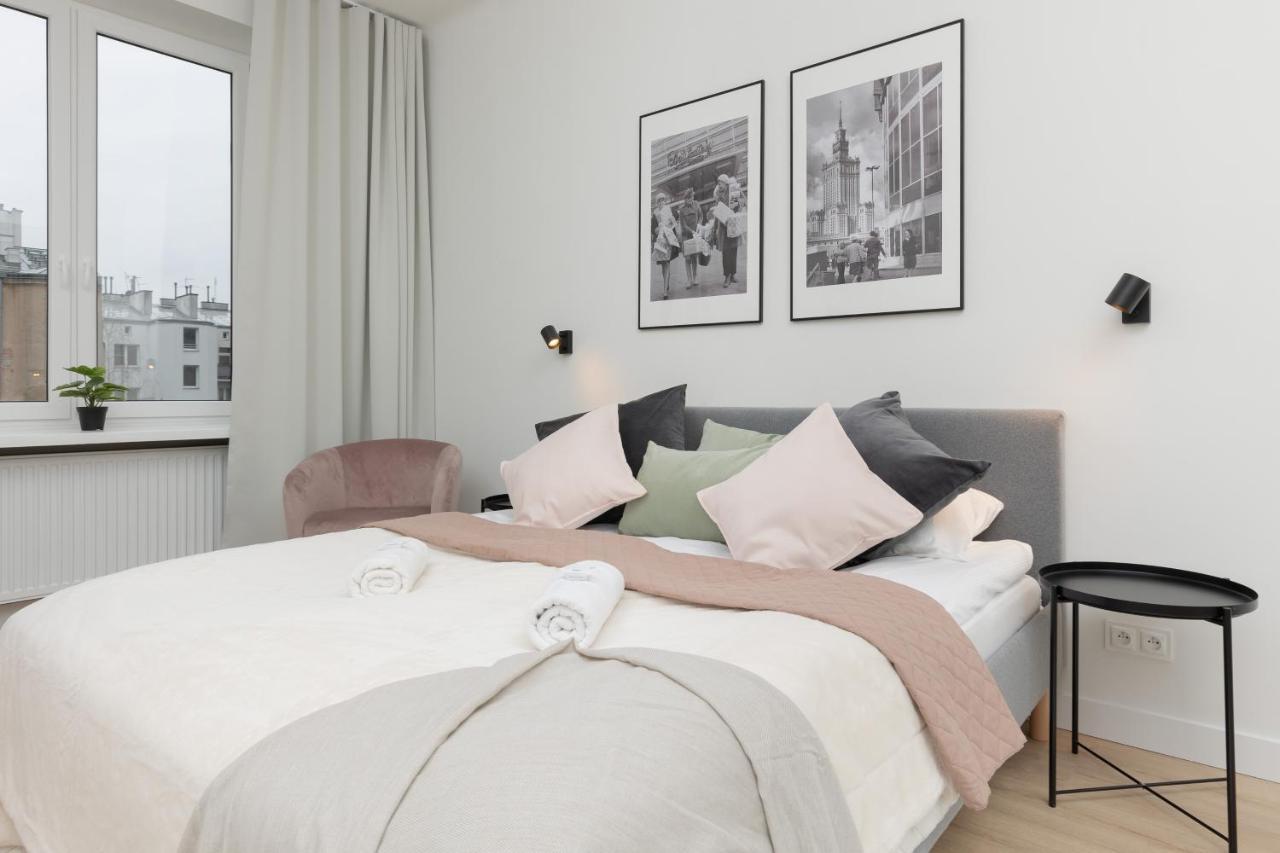 Spacious Apartment With Panoramic View Of Warsaw By Noclegi Renters Eksteriør billede